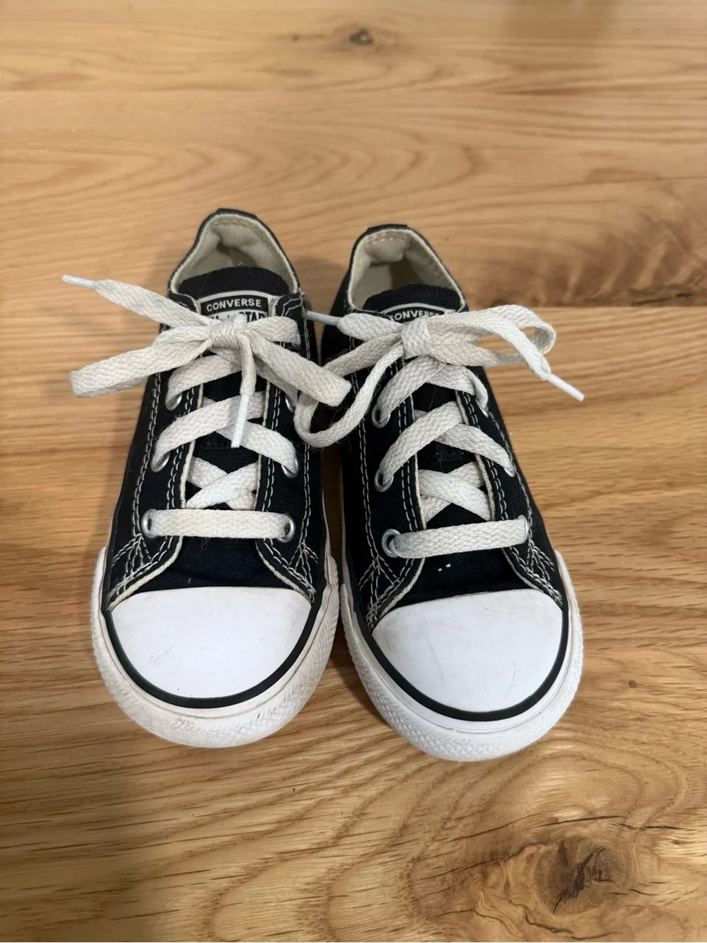 Converse Kids' Classic Low Top Sneakers in Black and White-Toddler 9
